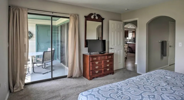 Апартаменты < 1 Mi to Branson Strip: Condo on Golf Course!