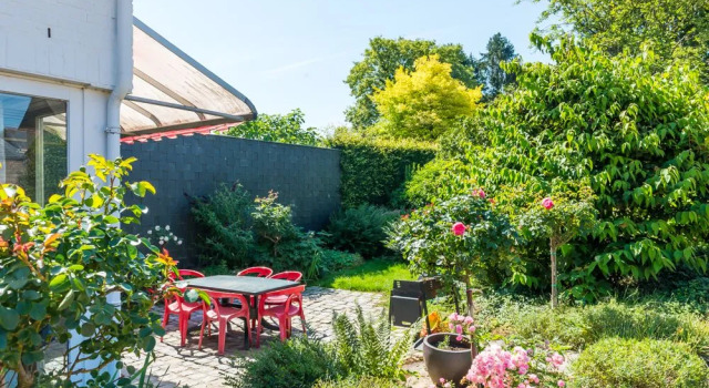 Lovely Detached House Het Koetshuis, Prenota Hotel  