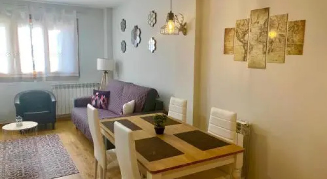 Apartamentos Maladeta, Book Apartment Hotels in Aragon with Parking, Parking
