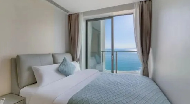 Двухместный люкс с 3 комнатами с балконом и с видом на море Hailanlan Holiday Hotel