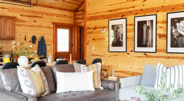 Elm by Avantstay Mountain Side Cabin w/ Movie Theatre, Indoor Pool, Hot Tub & Views