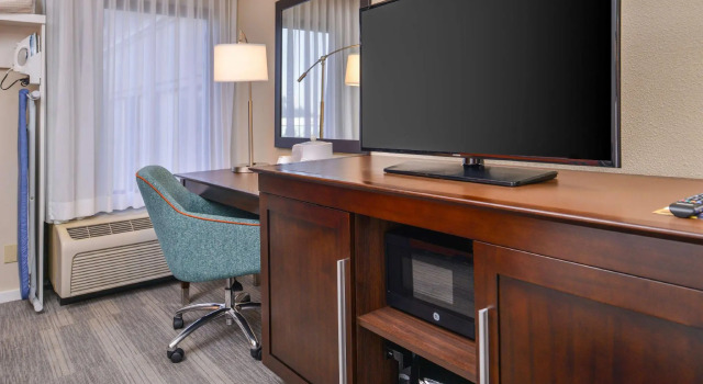 Четырёхместный номер Standard Hampton Inn Seattle Airport