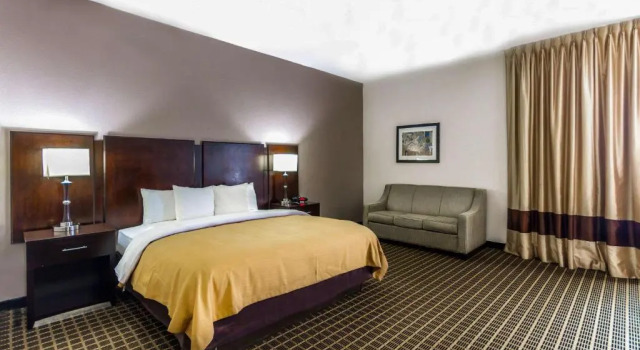 Номер Standard Clarion Inn & Suites Miami International Airport