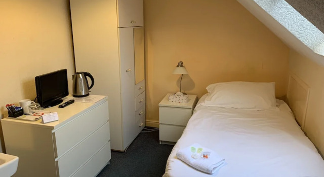 Номер Economy The Waverley Hotel