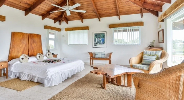 Hilltop 1-bed Villa With Great Views Out To Sea - Villa Cadasse 1 Bedroom Villa by RedAwning, Book Villa Cottages in Cap Estate, Cottage