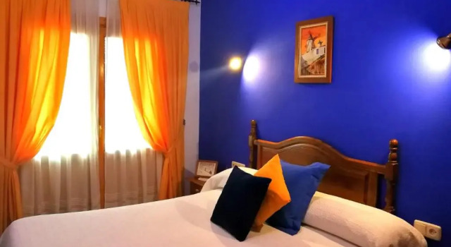 Одноместный номер Standard с балконом Hostal Restaurante Egos
