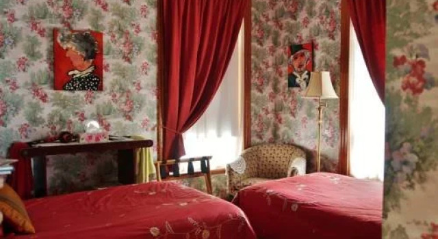 Au Vieux Bahut B & B, Book Hotel Levis Chaudiere-Appalaches