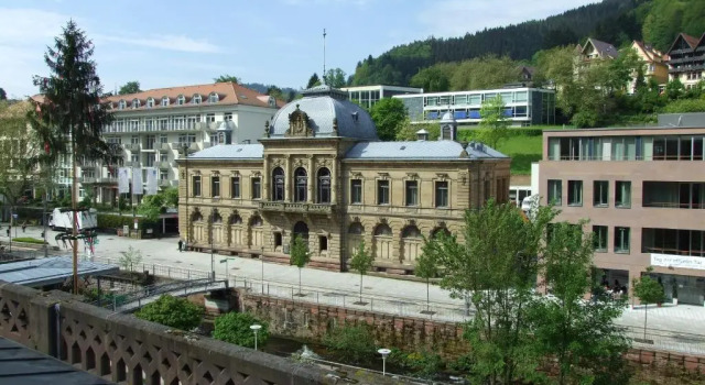 Relax, Забронировать Отель Бад-Вильдбад Landkreis Karlsruhe, рядом с WildLine Suspension Bridge