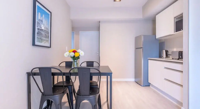 Deluxe Apartments Downtown by BueRentals
