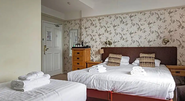 Семейный номер Standard The Castle Of Brecon Hotel, Brecon, Powys - The Coaching Inn Group