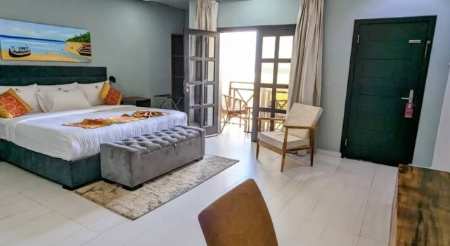 Номер Deluxe Breezes  Beach Resort