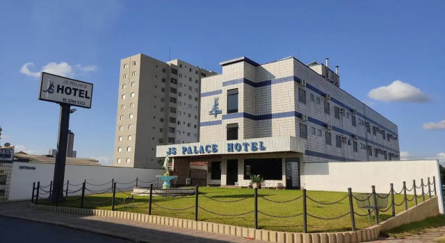 Js Palace Hotel, Забронировать Отель Алфенас Минас-Жерайс