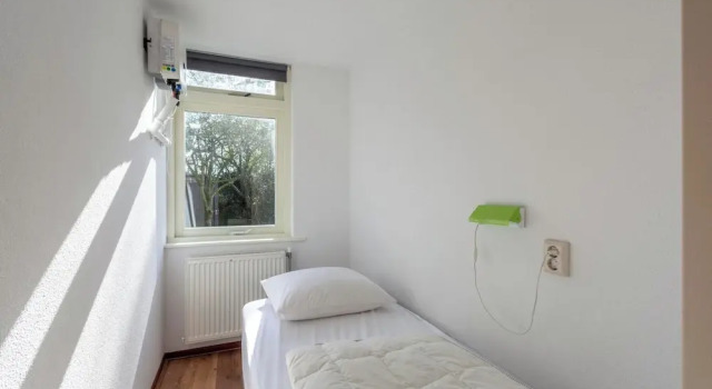Bungalow With Sauna and Pool in Quiet Location, Забронировать Дом для отпуска Схаген Kop van Noord-Holland