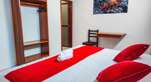 Трёхместный номер Standard Gran Hostal Tintorera