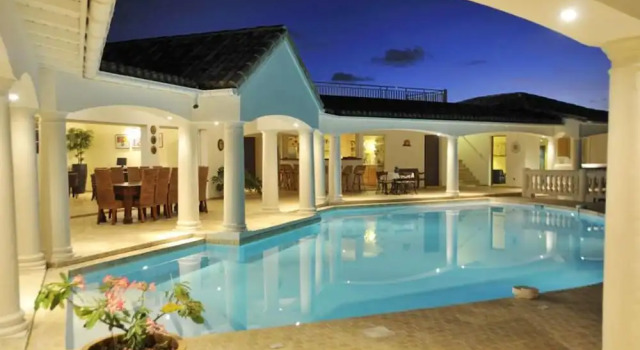 Villa With 4 Bedrooms in Saint Martin, With Wonderful sea View, Privat, Book Villa Les Terres Basses Saint Martin