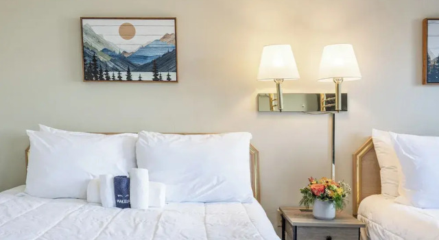 Четырёхместный номер Standard City Center Motel