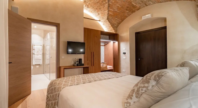 Номер Comfort с видом на сад Conti Thun Wine Resort