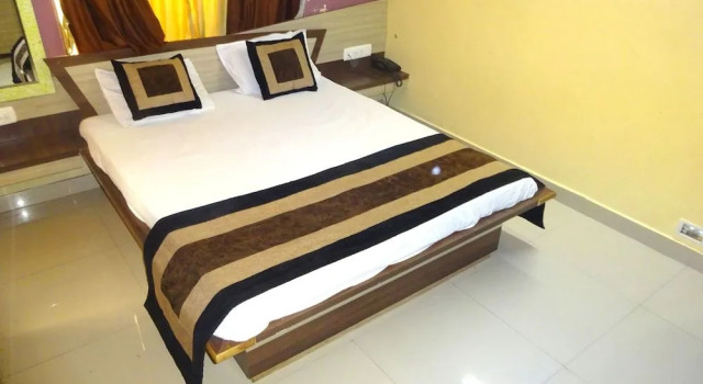 Hotel Raj Palace by Sky Stays, Rezervovat Hotel Dwarka Gujarat
