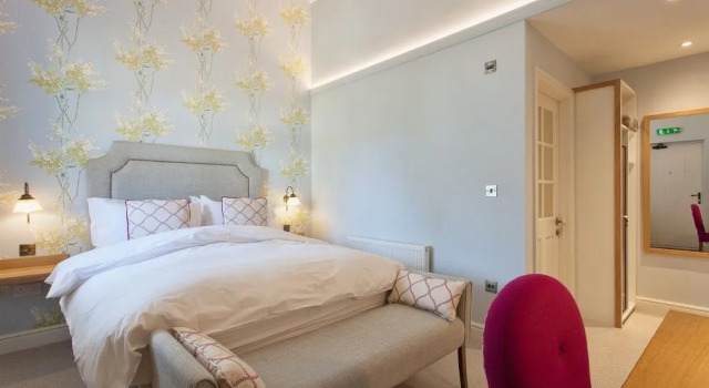 The Inn West End, Забронировать Гостевой дом Отели High Weald с завтраком, Завтраки