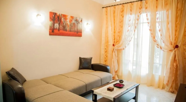 Bright Apt In Thisseio, Забронировать Отель Афины Острова Саронического залива - Аттика, рядом с Холм Филопаппос