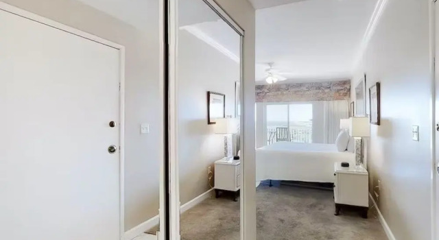 Tops'l 1008 Lockoff 3 Bedroom Condo by RedAwning, Varaa Huoneisto Hotellit Emerald Coast uima-altaalla, Uima-allas