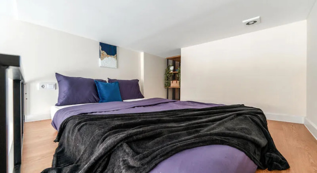Yes, apartment on 107 Rimsky-Korsakov Avenue, Rezervasyon Daire Sankt Peterburg Rusya