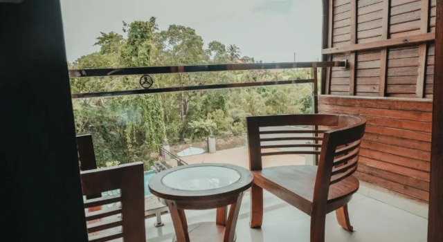 Люкс Deluxe Sekar Arum Riverside Resort in Canggu