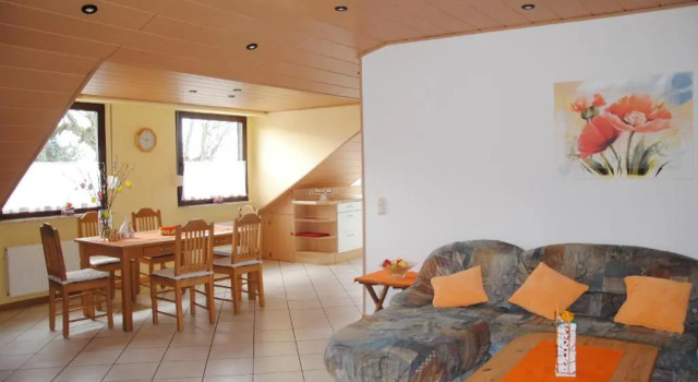 Ferienwohnung Rosengarten, Prenota Hotel Osburg Renania-Palatinato