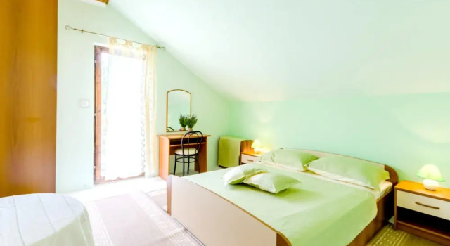 House With 3 Bedrooms in Milna, With Wonderful sea View, Furnished Gar, Забронировать Отель Милна Брач, рядом с Частный Пляж «Робинсонс хаус Релакс энд Адвенчарс»