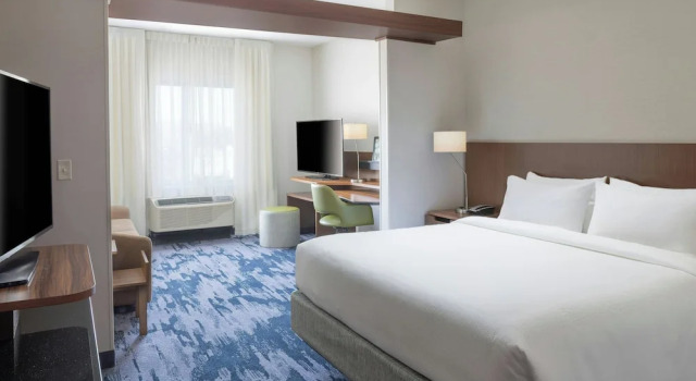 Двухместная студия Fairfield Inn & Suites Springfield Northampton/Amherst