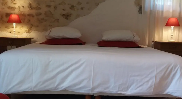 Les chambres de la grange, Rezerwuj Hotel Cherval Green Perigord