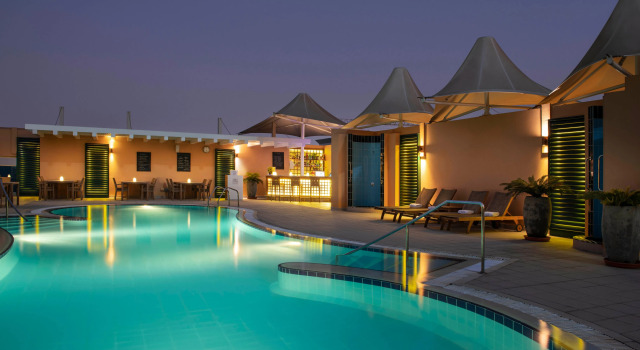 Отель Four Points by Sheraton Bur Dubai