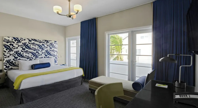 Двухместный номер Deluxe с балконом Hotel Breakwater South Beach