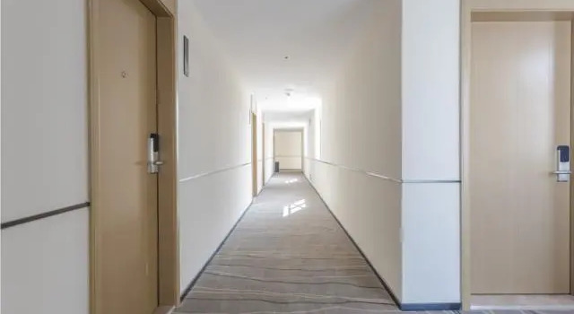 City Comfort Inn Zhaoqing Sihui Nanjiang Industrial Park, Rezerwuj Hotel Hotele 3-gwiazdkowe w Zhaoqing, 3*