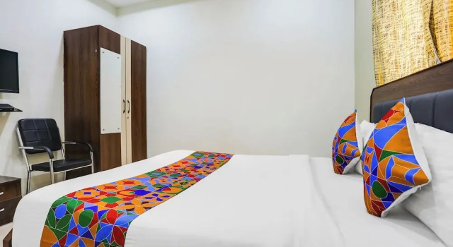 Номер Deluxe Hotel Johar Inn