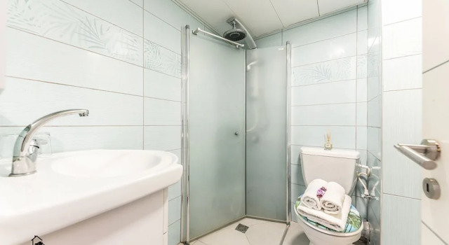 Люкс Luxury c 1 комнатой с балконом и с видом на озеро Kings Towers Accommodation in Tiberias