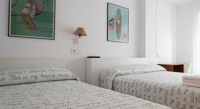 Трёхместный номер Standard Pension Angelines, Sneuu Hostel Santander