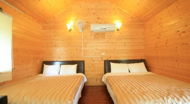 Ji Ji Farm Homestay, Book Landbrugsophold Hoteller i Nantou med pool, Swimmingpool