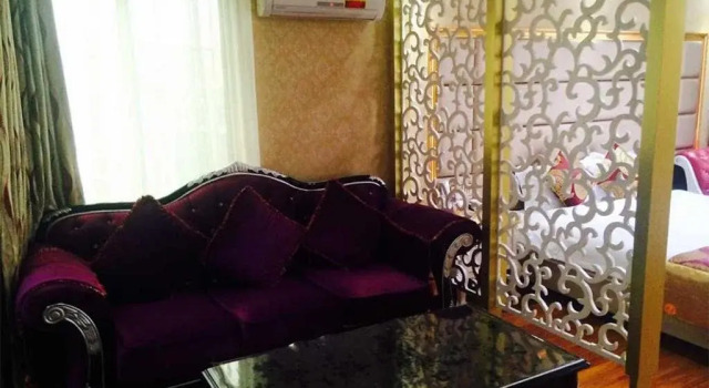 Dangtu Xiangzhang Holiday Hotel, Buchen Sie Hotel Dangtu Anhui