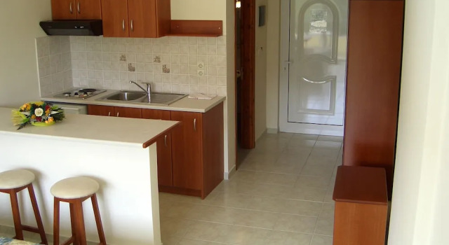 Семейная студия с балконом и с красивым видом из окна DAMIA HOTEL Apts