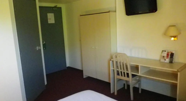 Двухместный номер Standard Hôtel Amys Grenoble-Voreppe