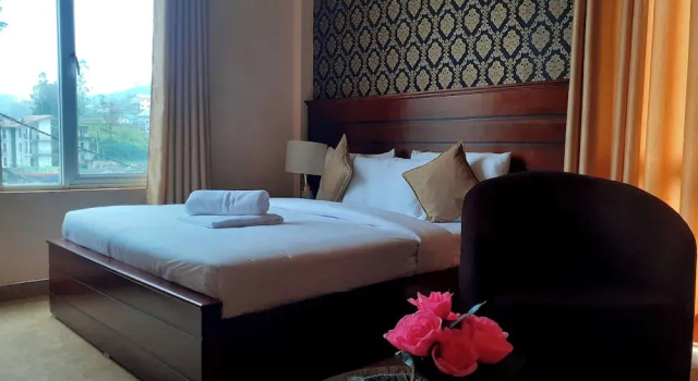Rathna Grand Hotel Nuwara Eliya, Забронировать Отель Нувара-Элия 