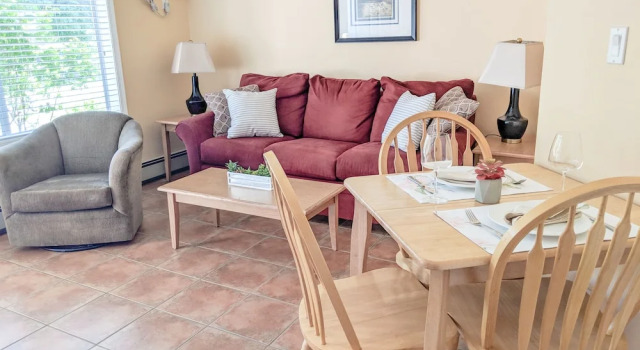 Полулюкс Desert Surfside Waterfront Accommodations