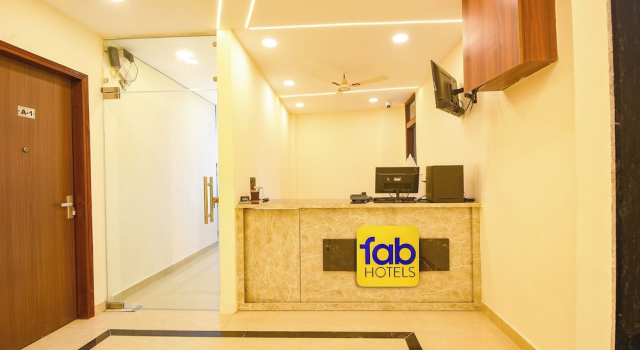Fabhotel Pvs Grand, Забронировать Отель Отели Нью-Дели с завтраком, Завтраки
