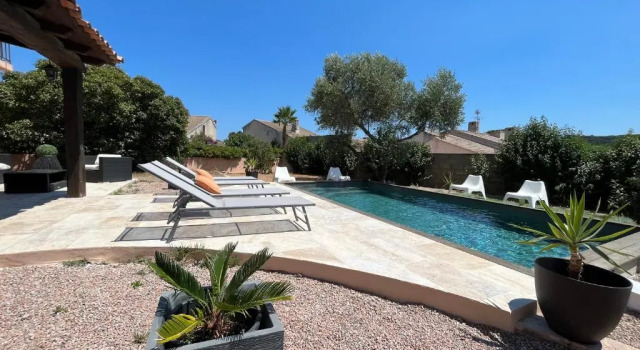 Коттедж Jolie maison de vacances avec piscine