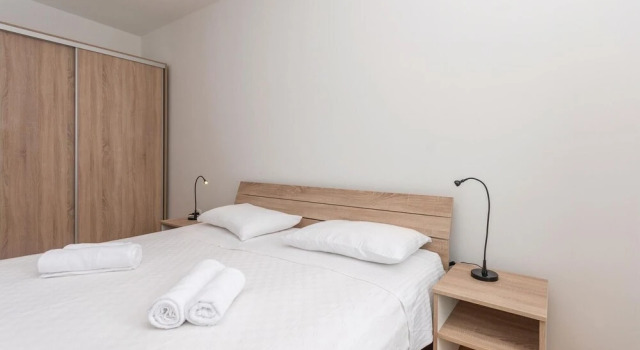 Beautiful Apartment in Maslenica With 3 Bedrooms and Wifi