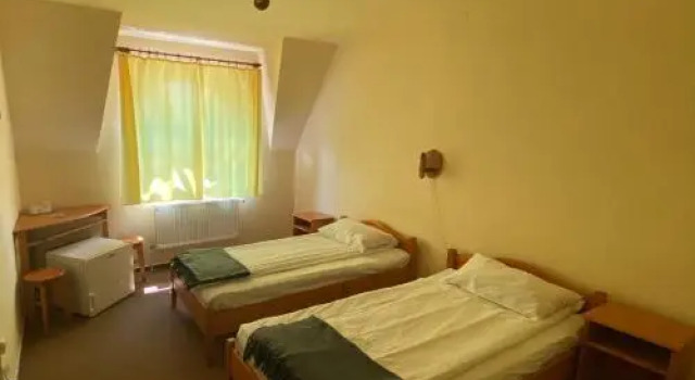 Pensiunea Forrás Panzió, Varaa Hotelli  