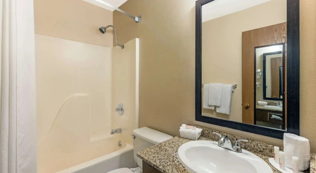 Номер Standard Super 8 by Wyndham Poplar Bluff Missouri