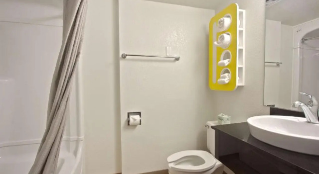Четырёхместный номер Standard Motel 6-Piscataway, NJ