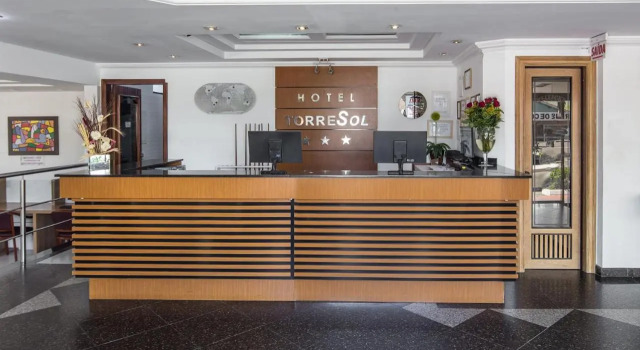 Torre Sol Hotel & Eventos, Забронировать Отель Балнеариу-Камбориу Санта-Катарина, рядом с Amores Beach